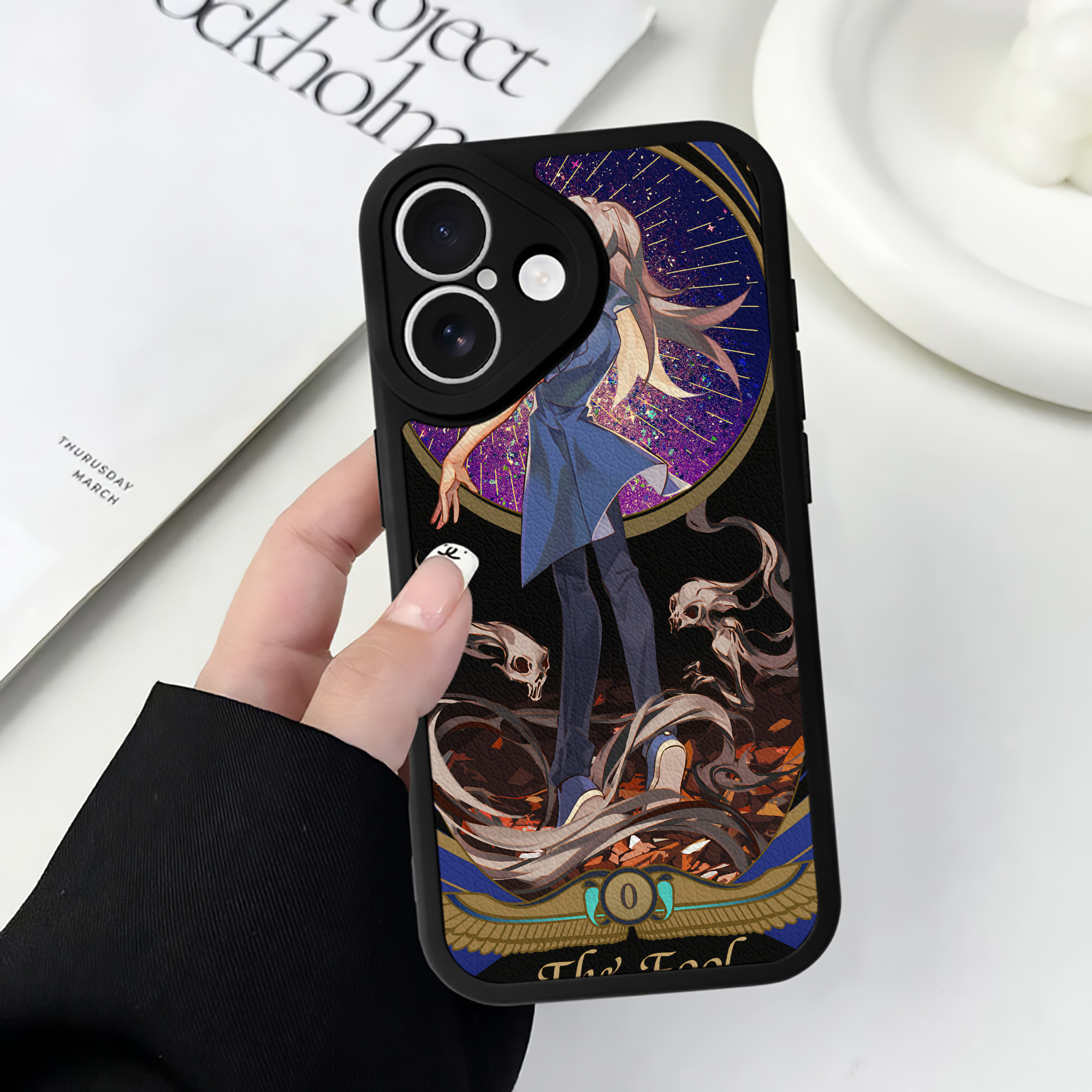 （画像用） 遊☆戯☆王 Yu-Gi-Oh! 【iPhone 16シリーズ対応】シリコンスマホケース（レザー調） 材質：シリコン